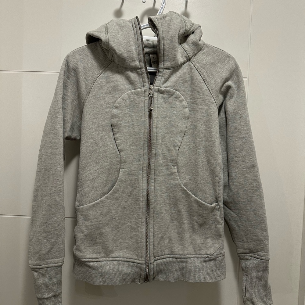 Lululemon scuba size 6